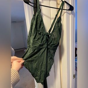 American Eagle Green Body suit with Lace details